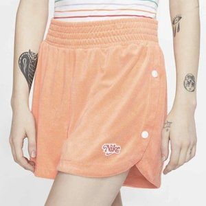 Nike Retro Femme Peach Terry Cloth Snap-Button Shorts - Size Medium